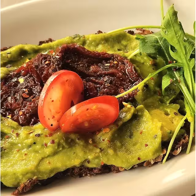 Avocado toast with lemon juice & seeds