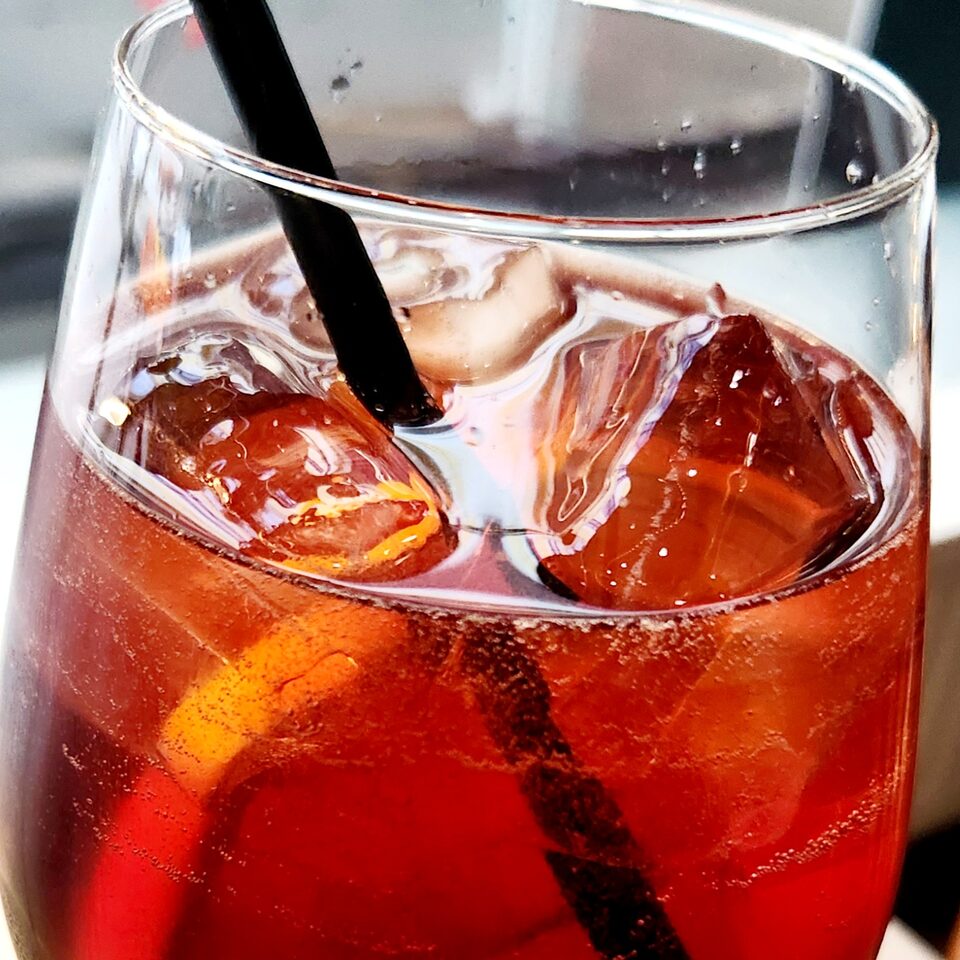 Roter Aperol Royal